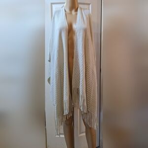 Pre-owned the skyline collection long beige shaw wrap, TD